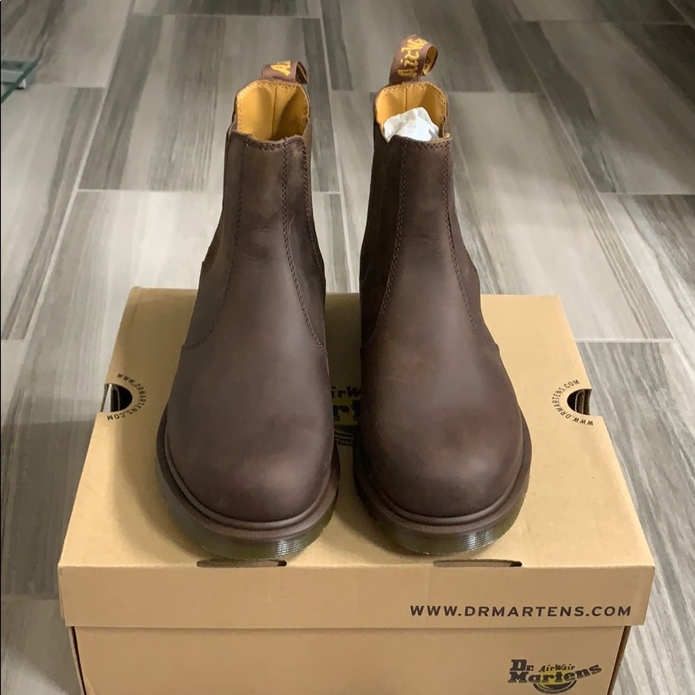 2976 CRAZY HORSE LEATHER CHELSEA BOOTS